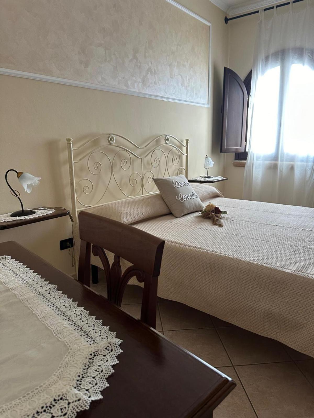 Felline Donna Concetta Casa Vacanze מראה חיצוני תמונה