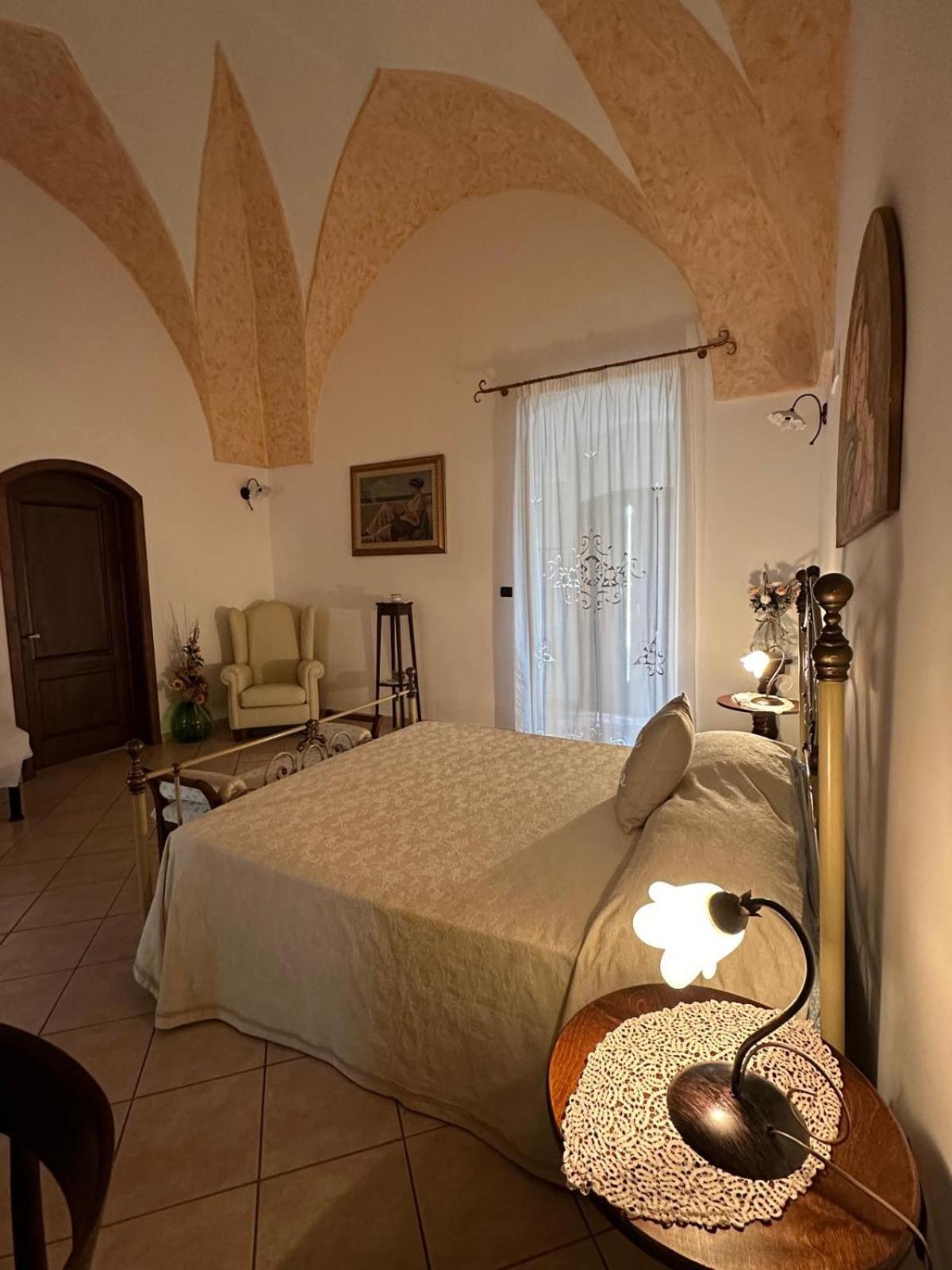 Felline Donna Concetta Casa Vacanze מראה חיצוני תמונה
