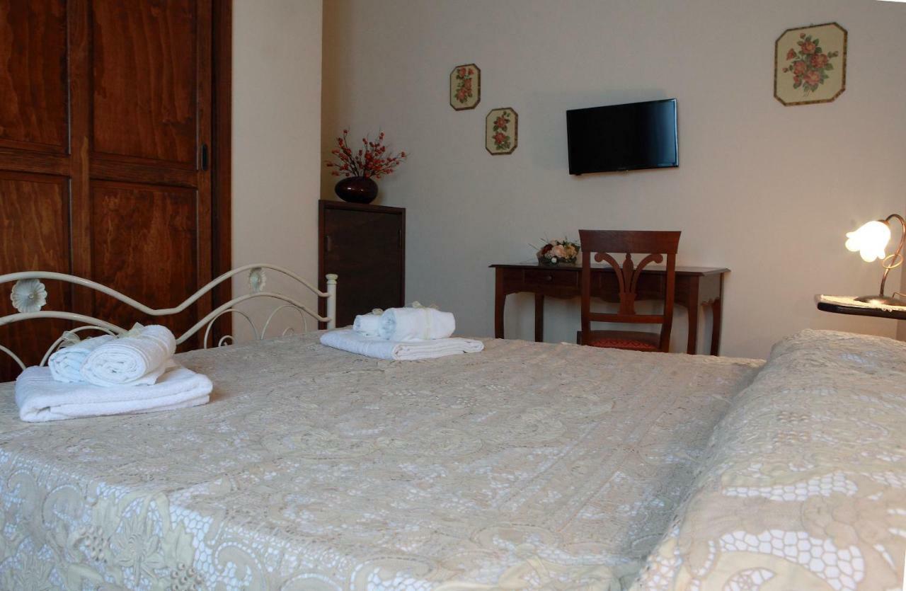 Felline Donna Concetta Casa Vacanze מראה חיצוני תמונה